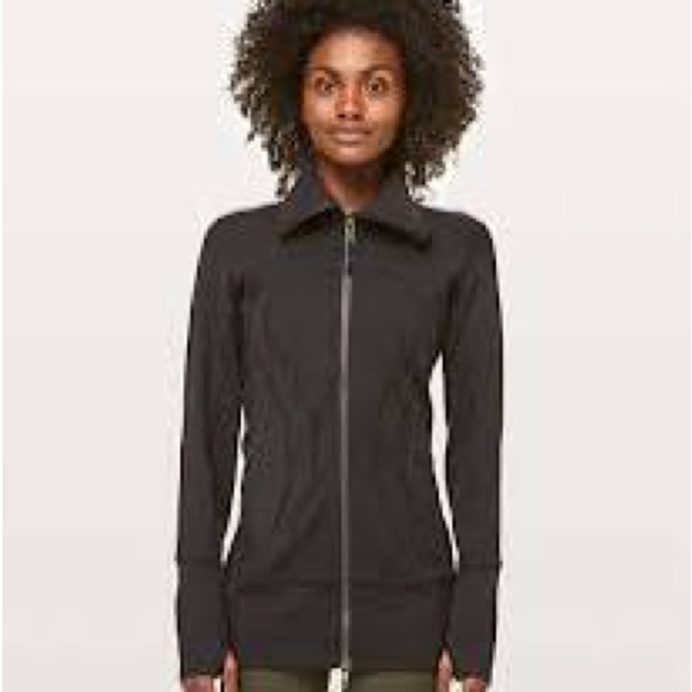 Classic Lululemon strider jacket